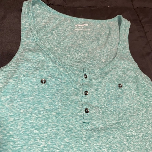 Express Tank Top - Picture 4 of 5